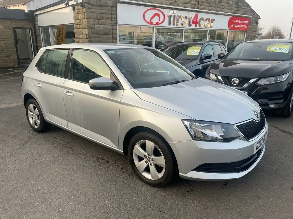 2017-skoda-fabia-12-tsi-se-90ps-hatchback-big-0