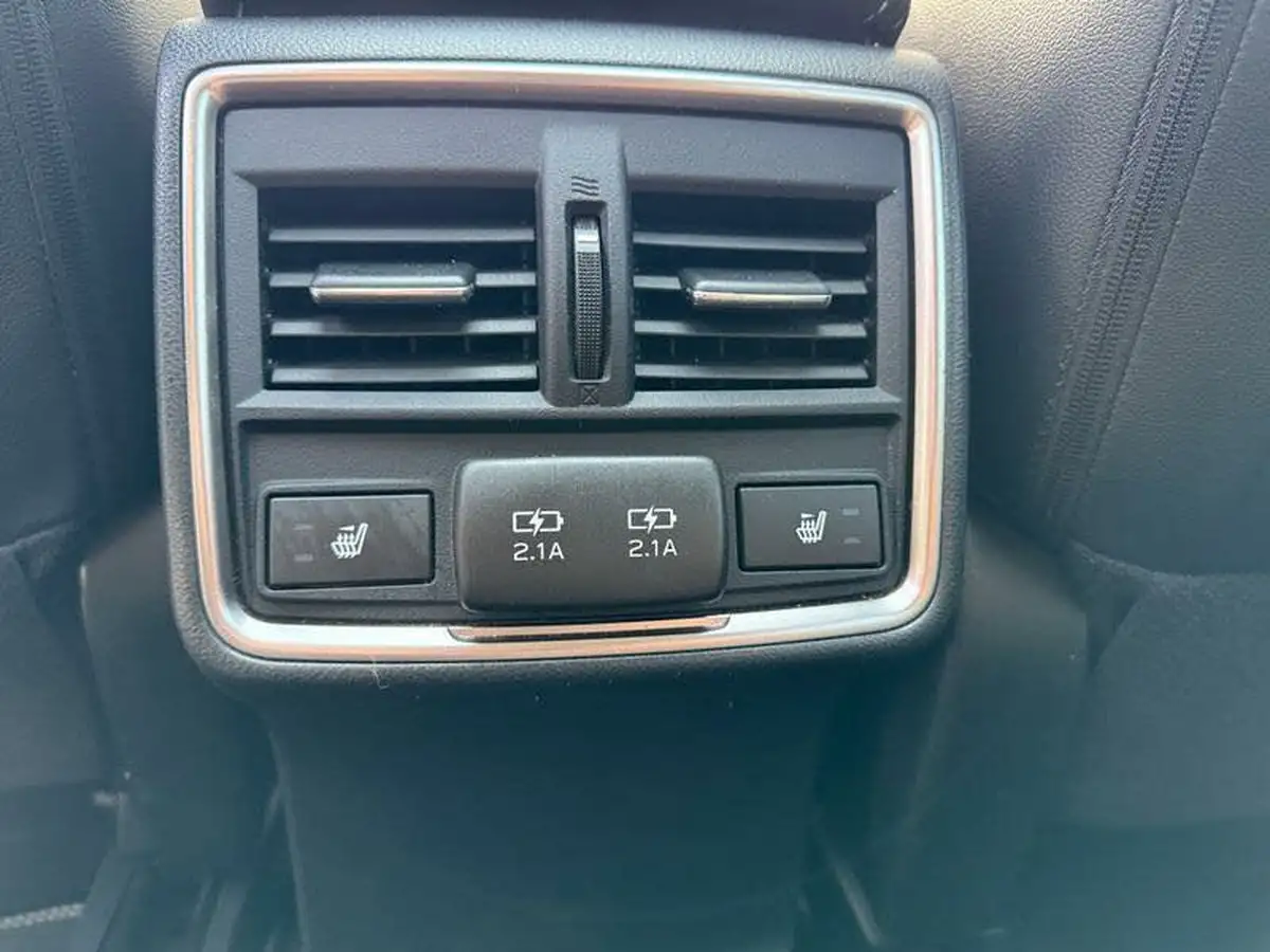 2020-subaru-forester-20-e-boxer-xe-premium-big-11