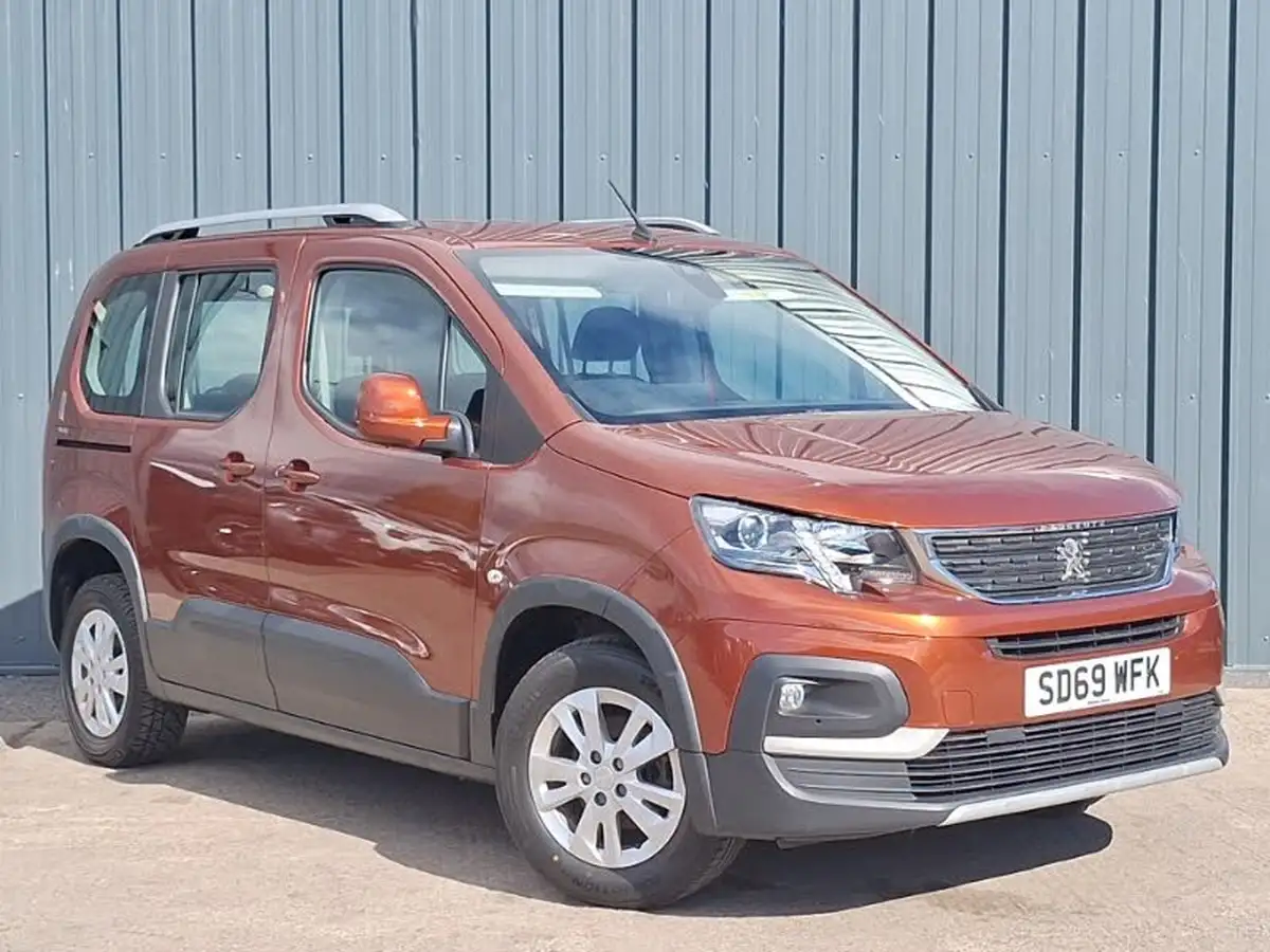 2019-peugeot-rifter-15-bluehdi-allure-100bhp-standard-big-0