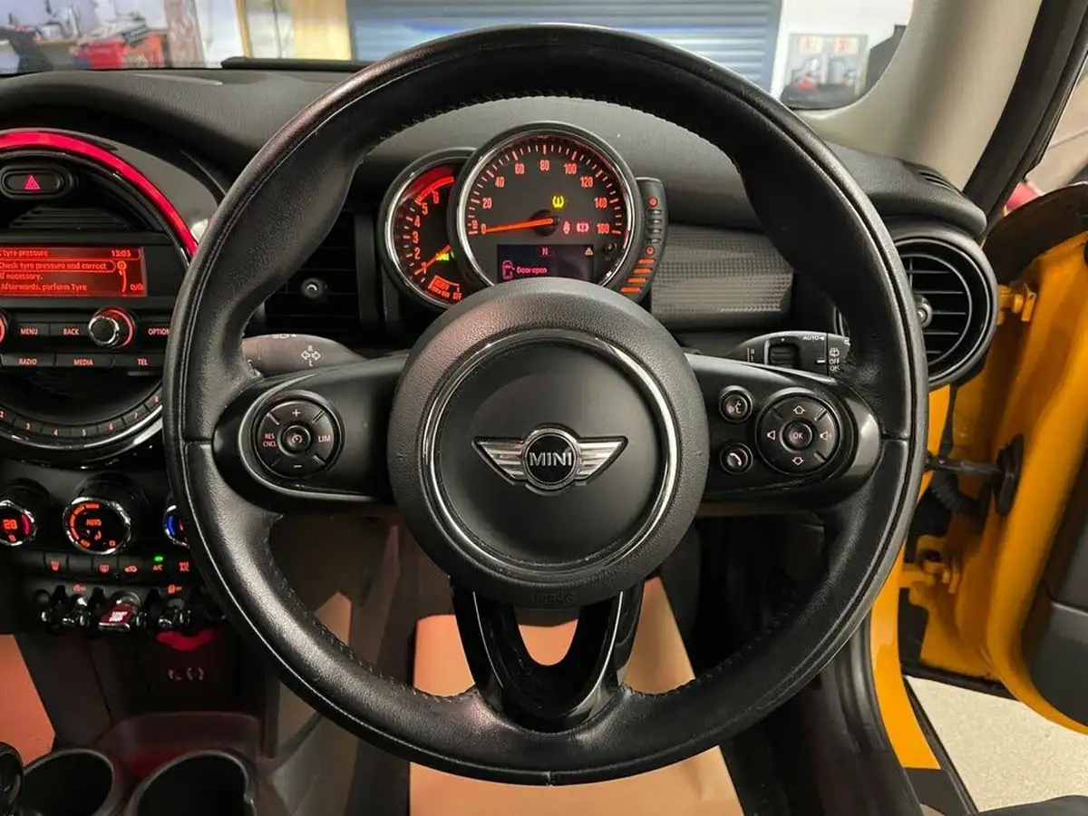 2017-mini-cooper-15td-cooper-d-ss-hatchback-3d-big-30