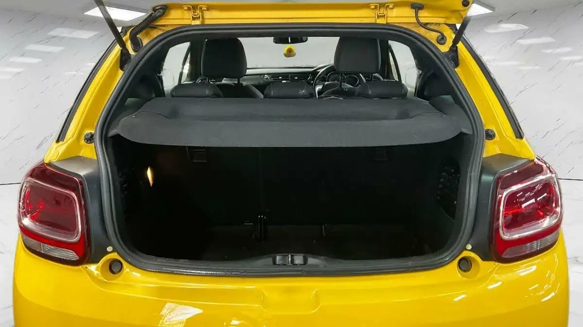 2014-citroen-ds3-16e-hdi-dstyle-plus-90bhp-airdream-big-13