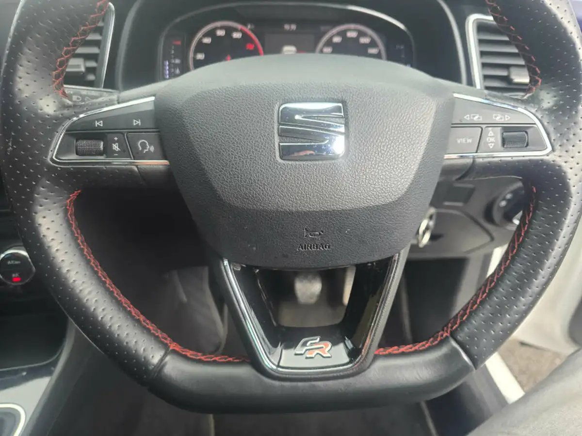 2018-seat-leon-14-tsi-fr-technology-hatchback-5d-big-15