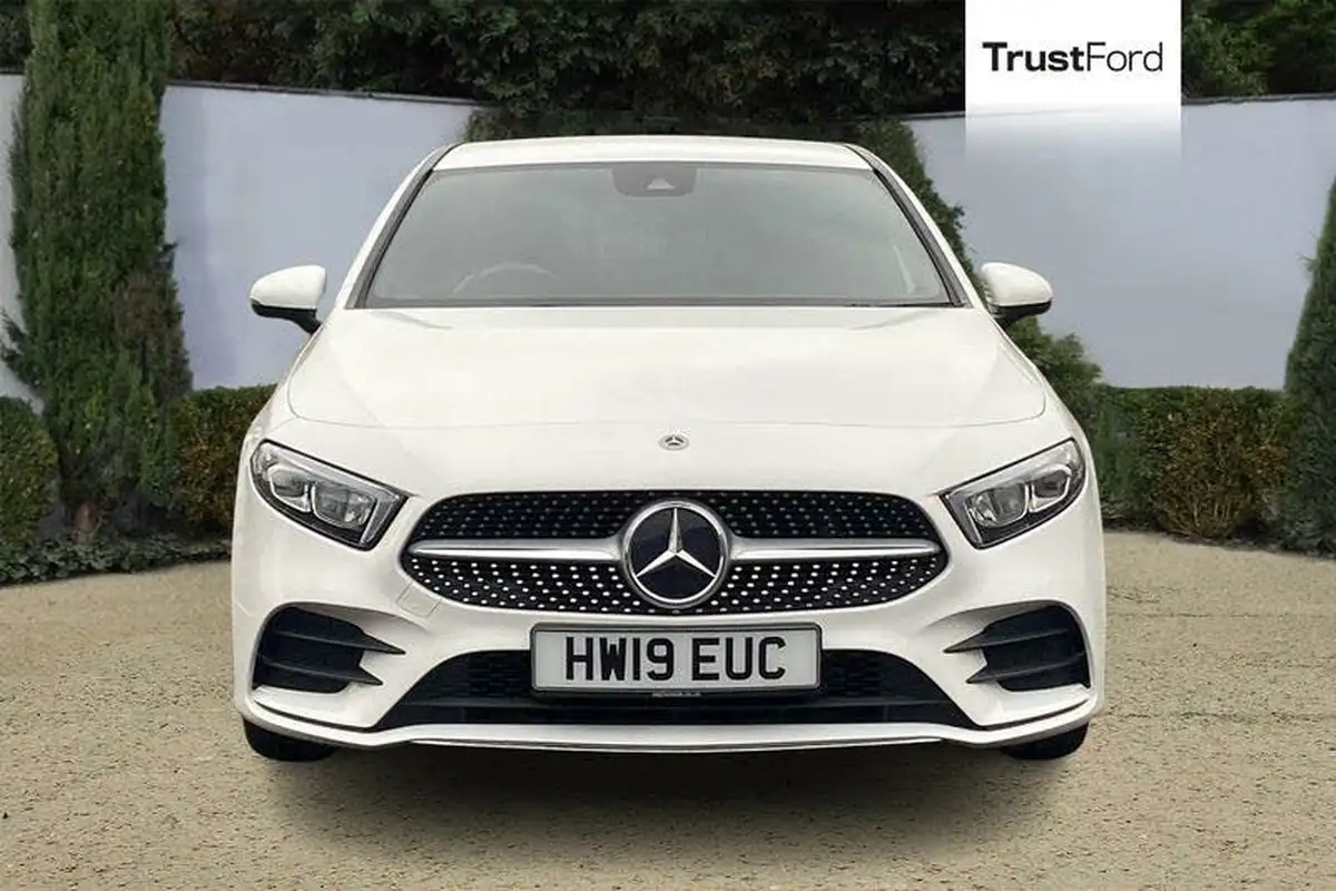 2019-mercedes-benz-a-class-13-a180-amg-line-hatchback-5d-big-5