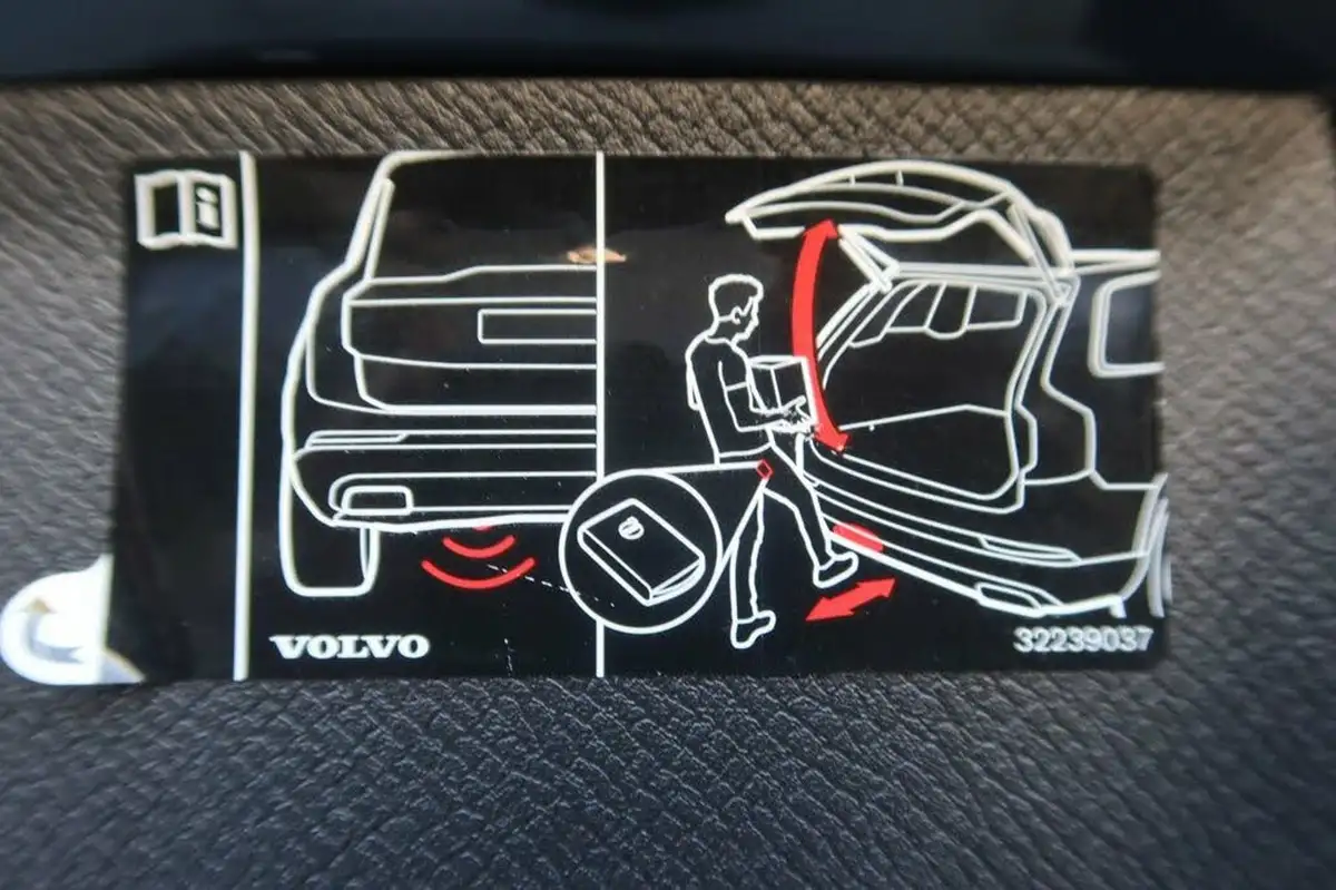 2021-volvo-xc90-20td-b5-momentum-big-11