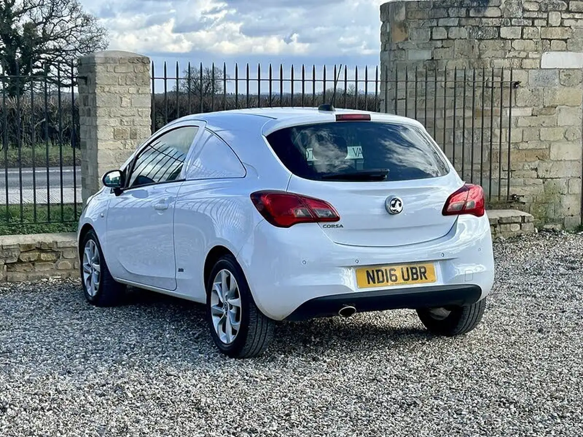 2016-vauxhall-corsavan-13td-sportive-big-6