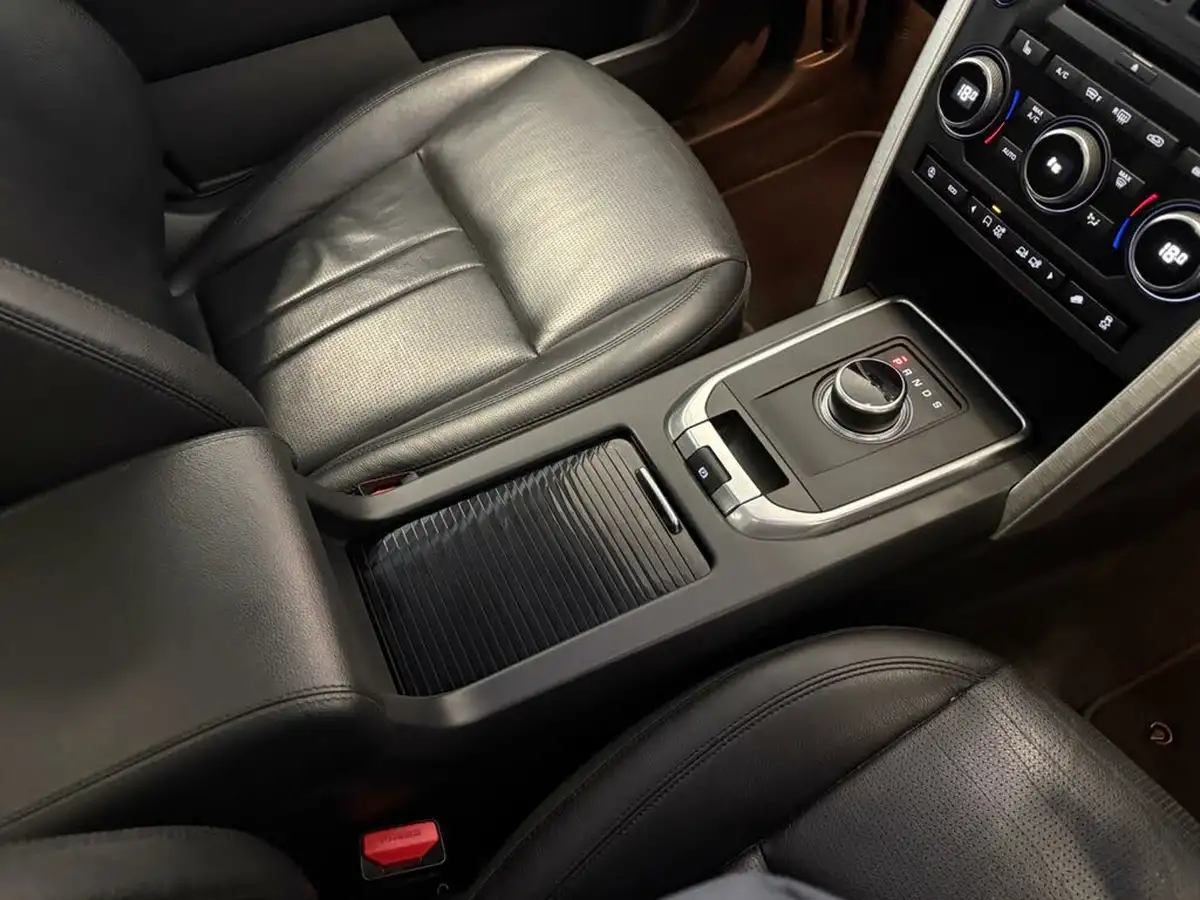 2017-land-rover-discovery-sport-20td4-hse-black-182ps-suv-big-28