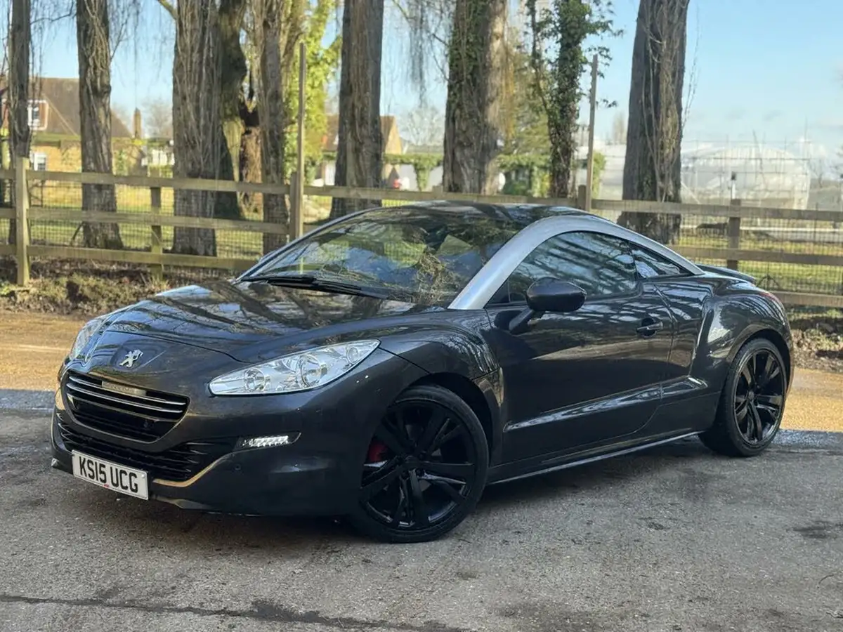 2015-peugeot-rcz-16-gt-156bhp-big-13