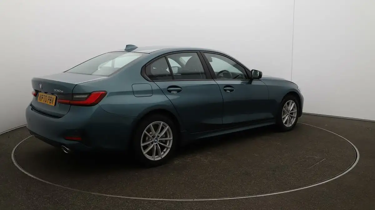 2020-bmw-3-series-20-330e-se-pro-saloon-4d-big-44