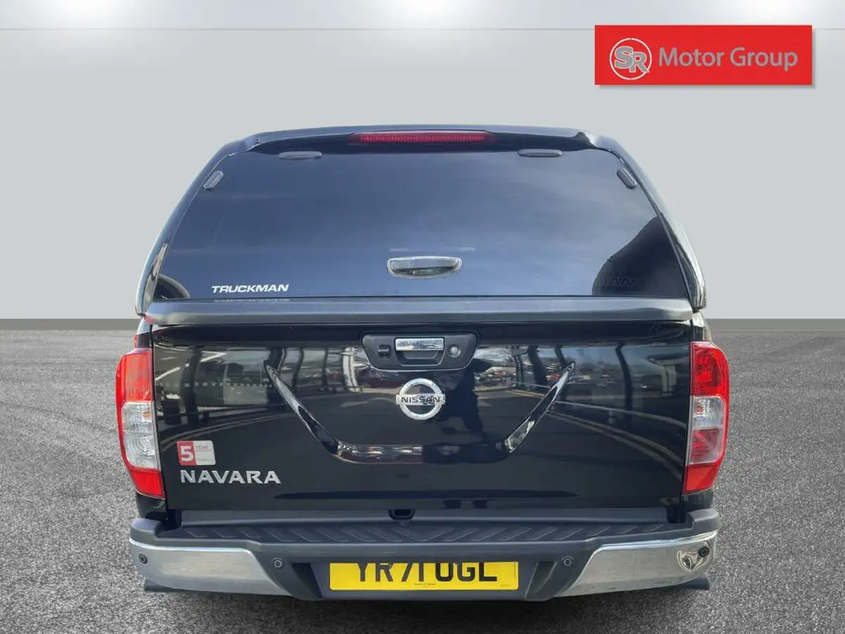 2021-nissan-navara-23dci-tt-tekna-8-navileather-auto-big-14