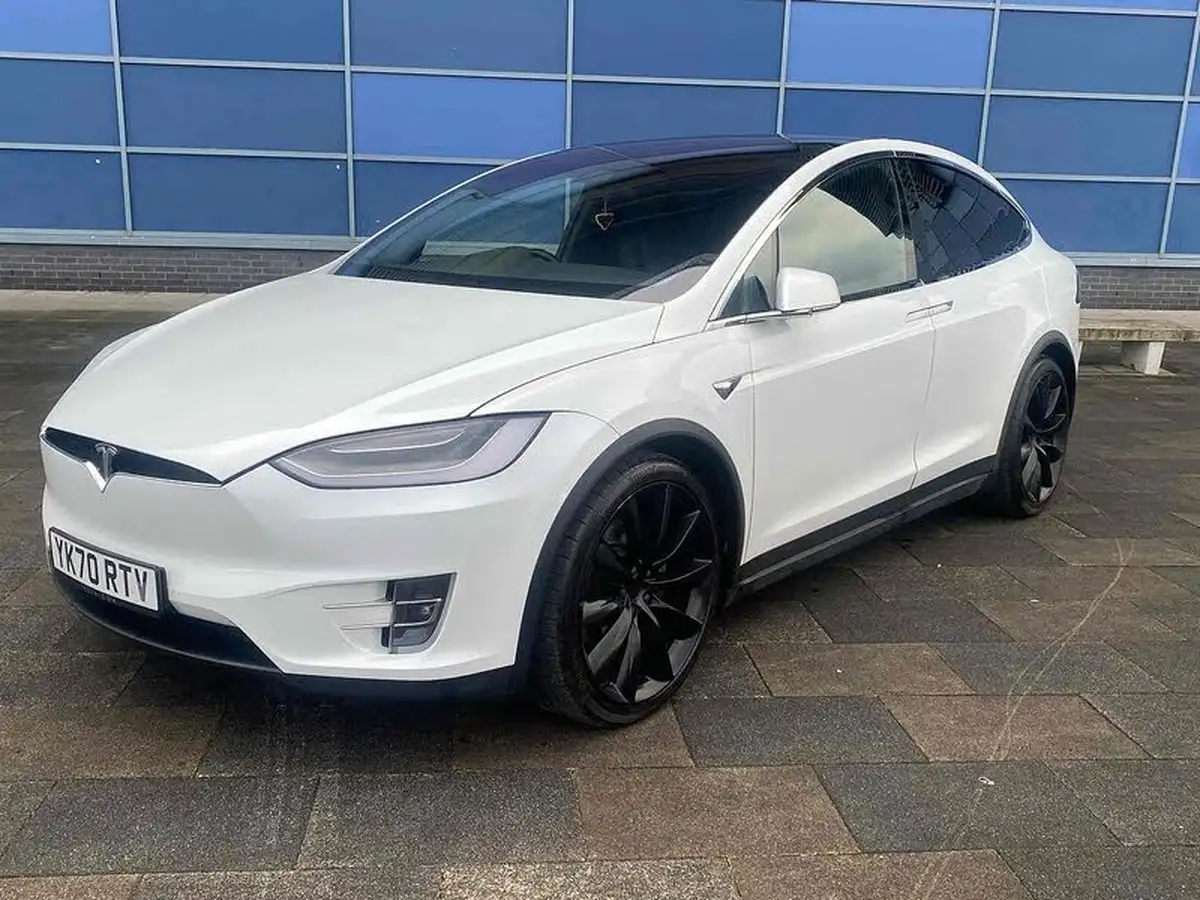 2020-tesla-model-x-e-long-range-big-51