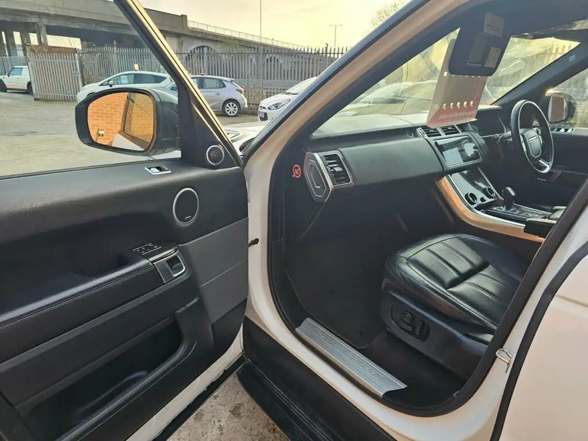 2018-land-rover-range-rover-sport-30-sd-v6-hse-sd-v6-big-54