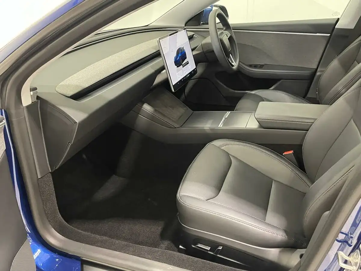 2024-tesla-model-3-e-rwd-big-39