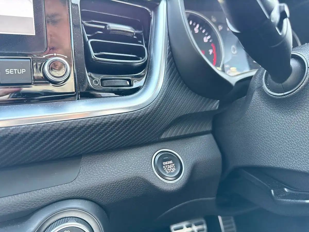 2024-kia-stonic-10-t-gdi-gt-line-s-98bhp-dct-big-29