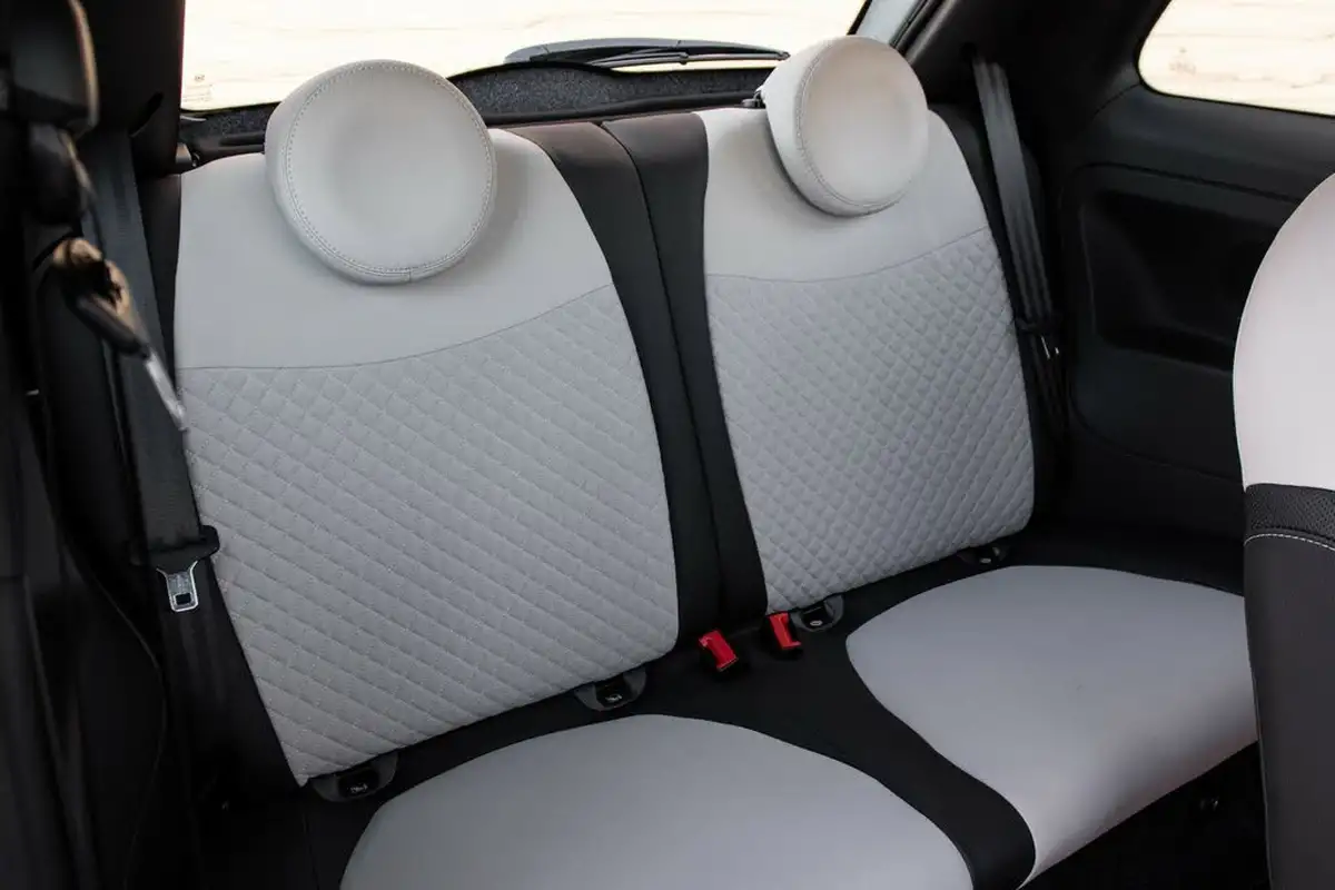 2022-fiat-500-10-dolcevita-big-33