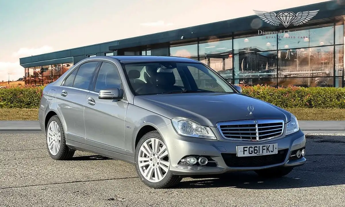 2011-mercedes-benz-c-class-18-c250-elegance-edition-125-saloon-4d-7g-tronic-big-0
