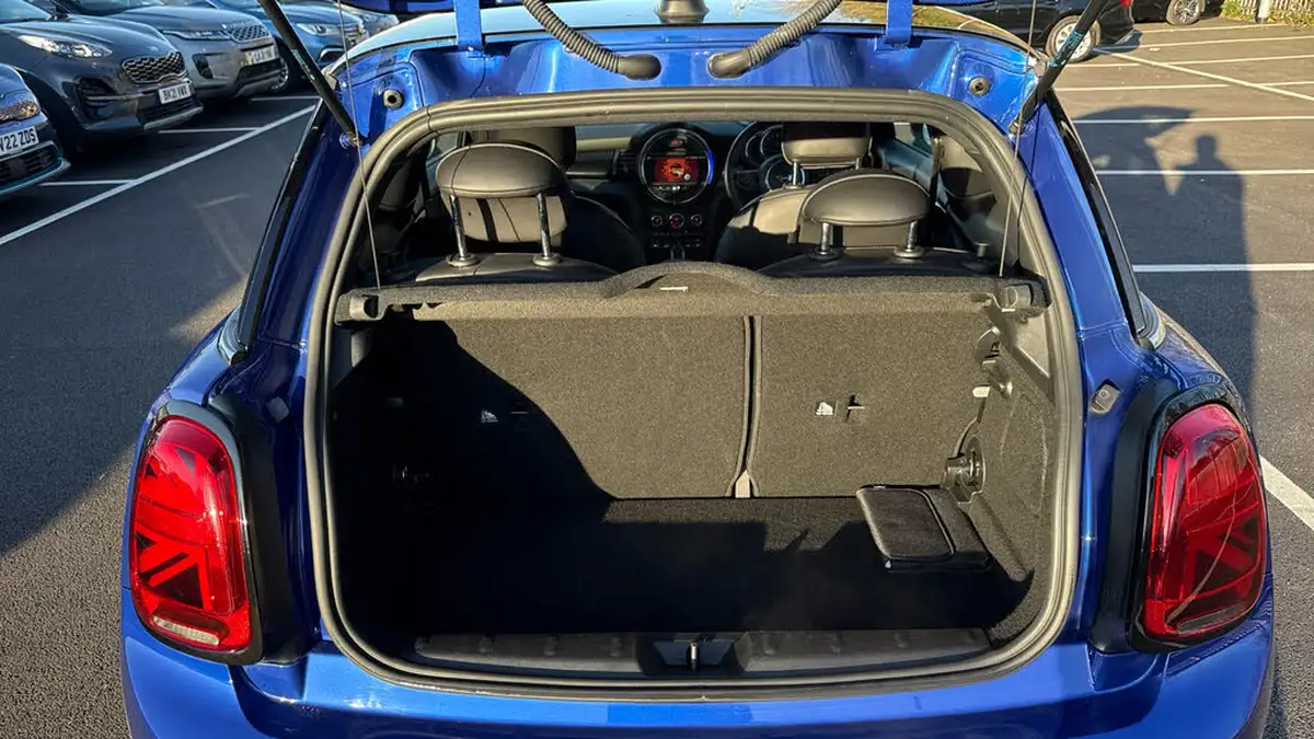 2020-mini-cooper-20-john-cooper-works-gp-pack-hatchback-3d-auto-big-14