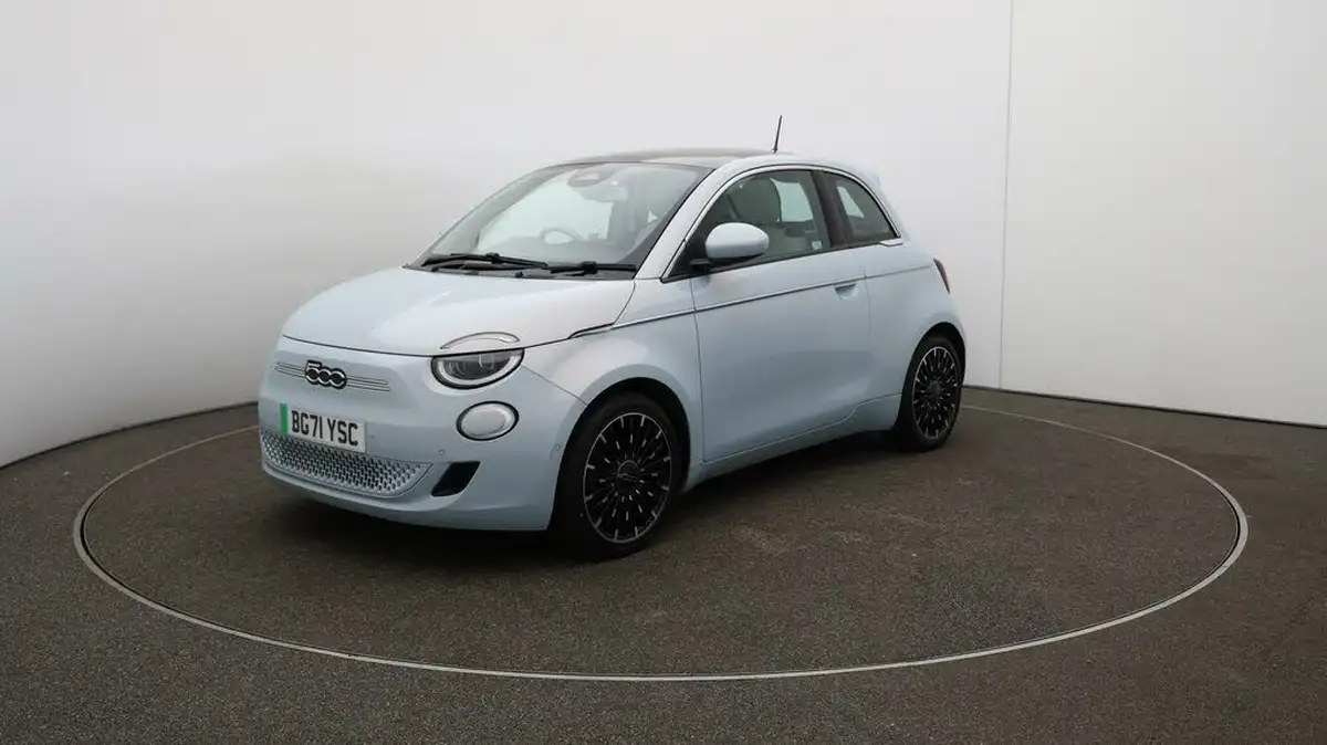 2021-fiat-500-e-la-prima-big-62