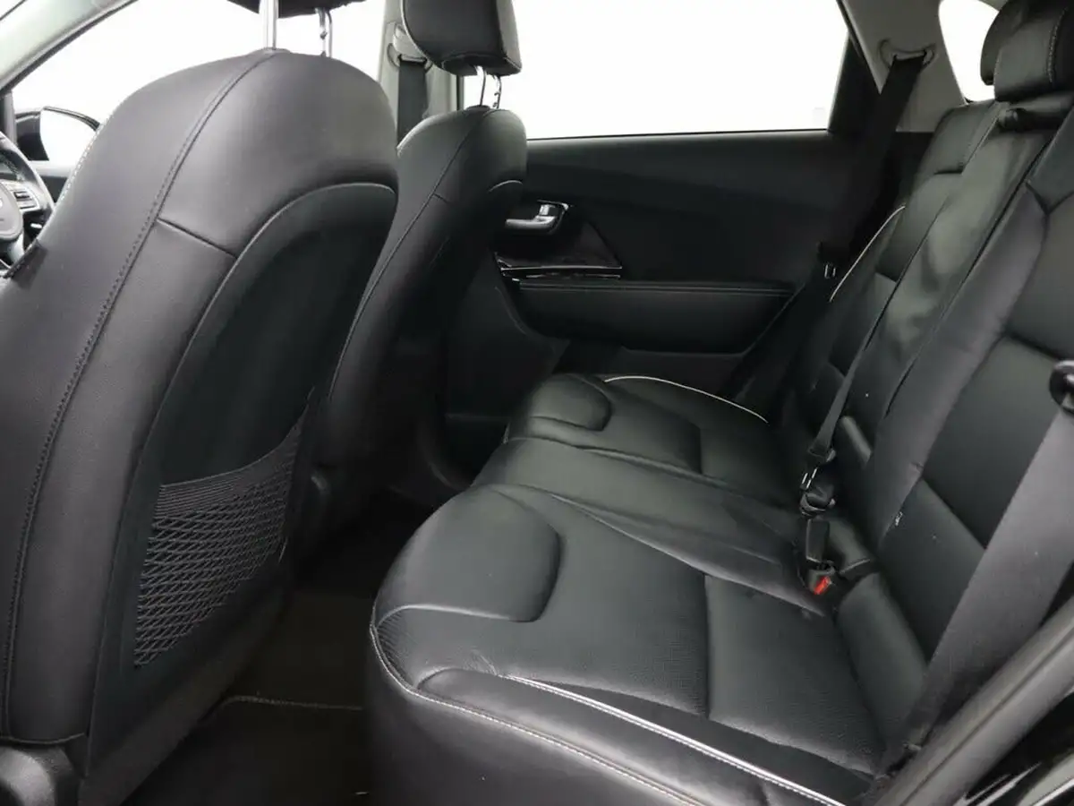 2021-kia-e-niro-ev-4-big-39