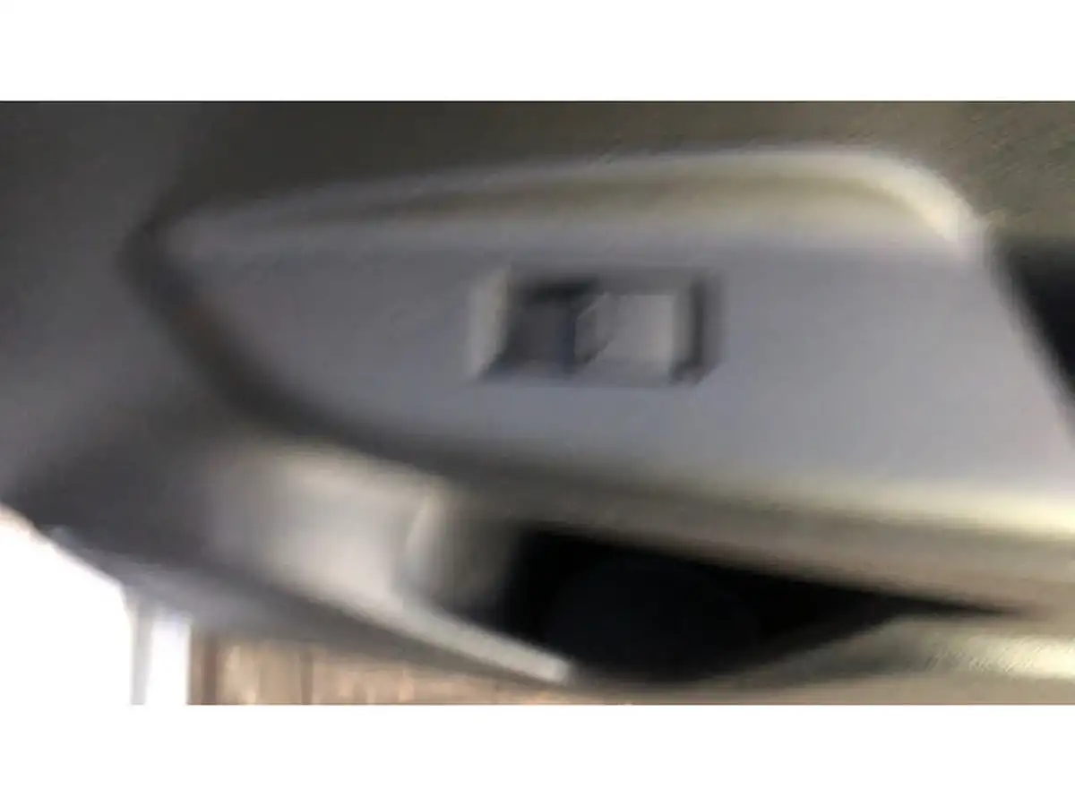2019-honda-jazz-13-i-vtec-se-navi-cvt-big-24