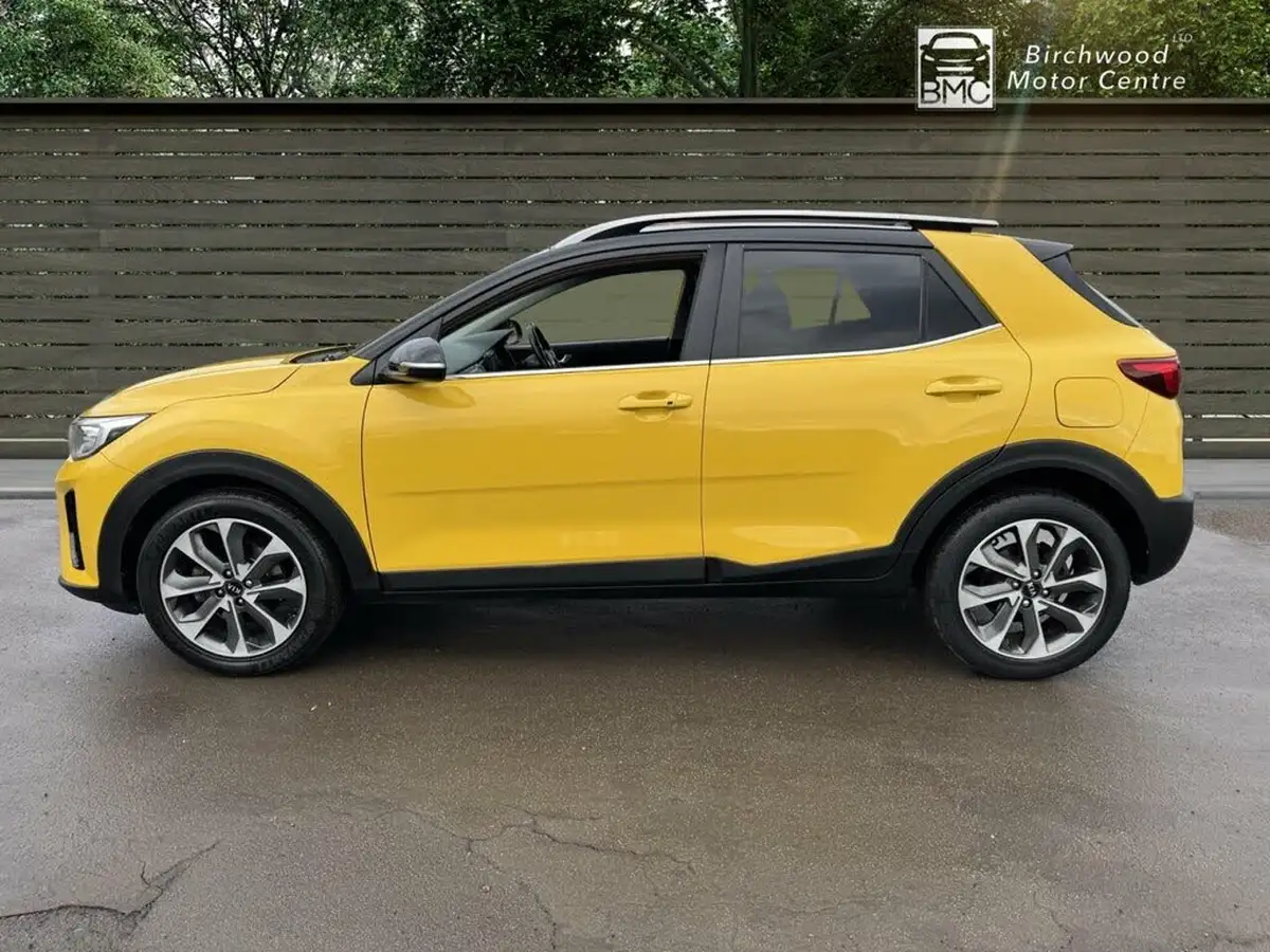 2017-kia-stonic-10-t-gdi-first-edition-big-2