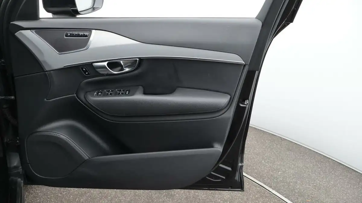 2021-volvo-xc90-20td-b5-momentum-big-15