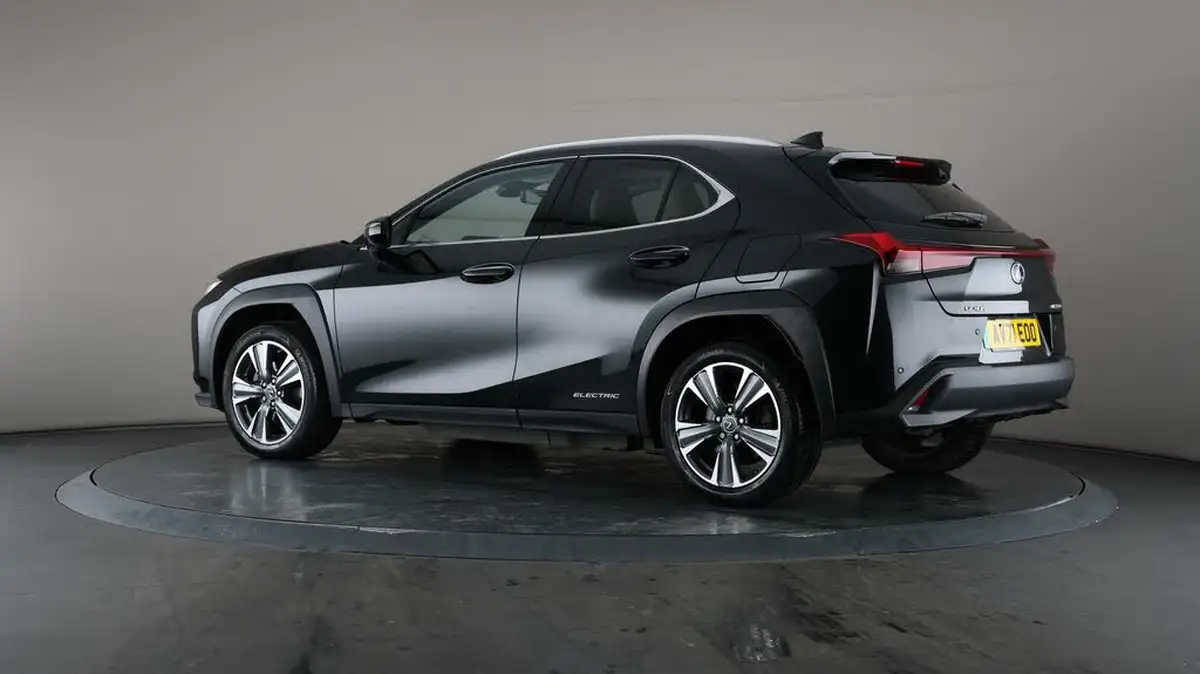 2021-lexus-ux-300e-e-ux-big-72