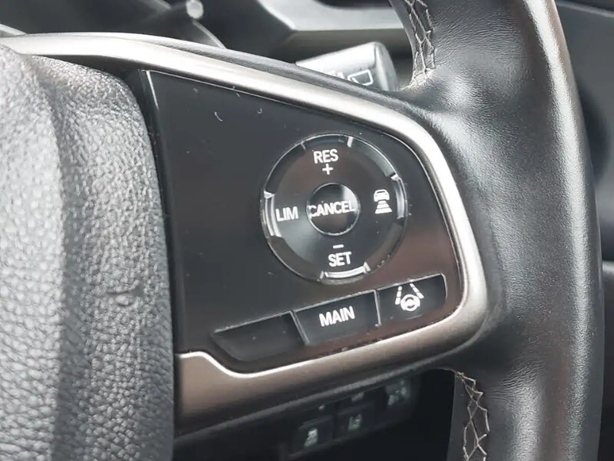 2019-honda-civic-10-vtec-turbo-sr-hatchback-5d-big-18