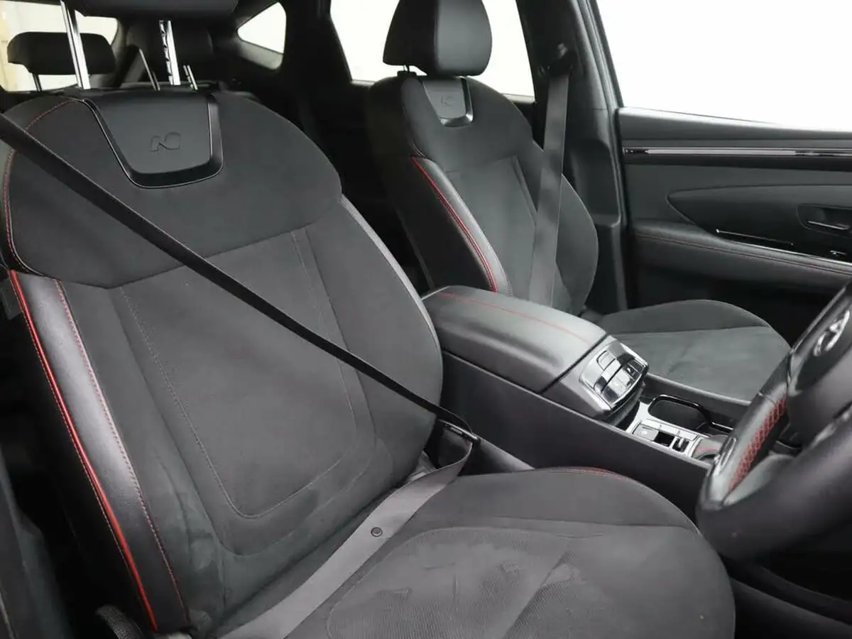 2022-hyundai-tucson-16-t-gdi-n-line-150ps-48-volt-mhev-dct-big-10