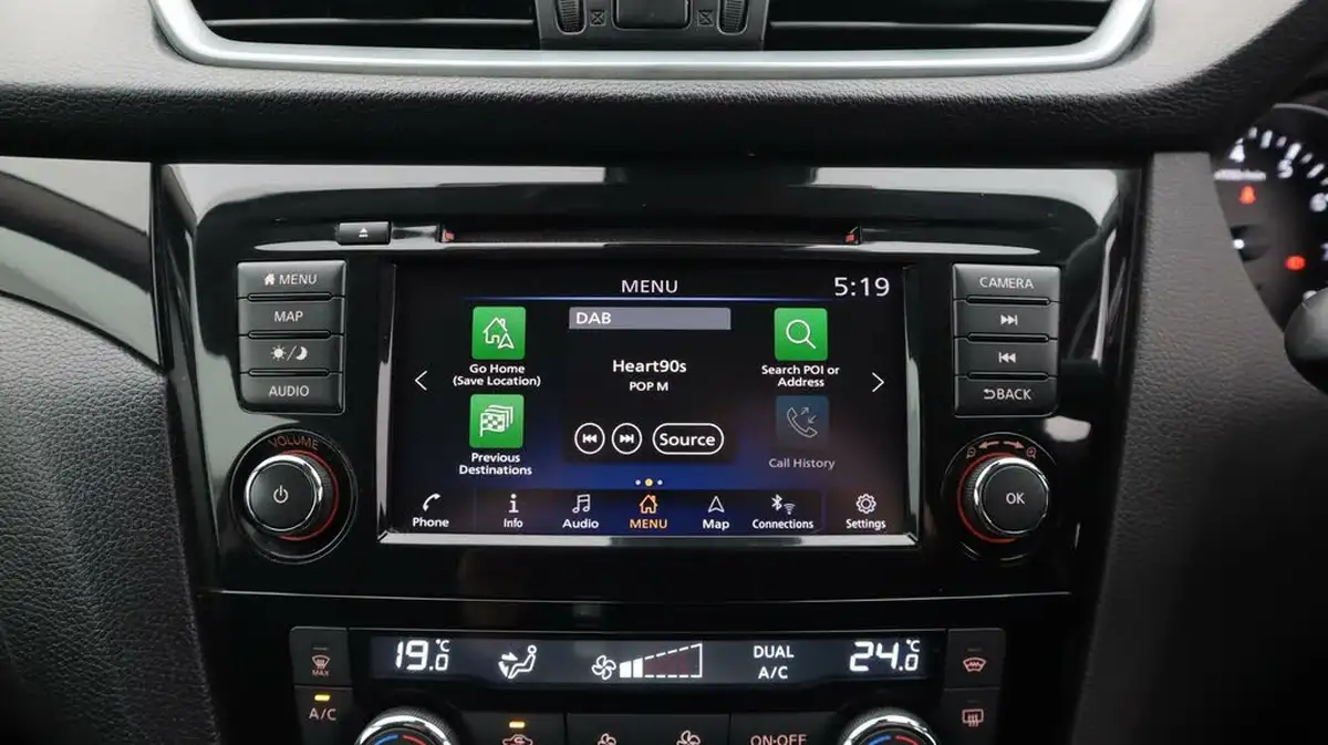 2020-nissan-qashqai-13-dig-t-acenta-premium-140ps-big-11