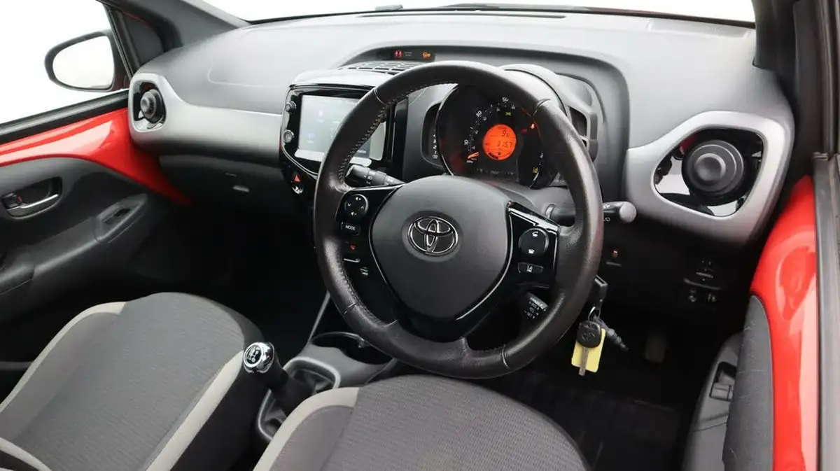 2021-toyota-aygo-10-vvt-i-x-trend-tss-big-9