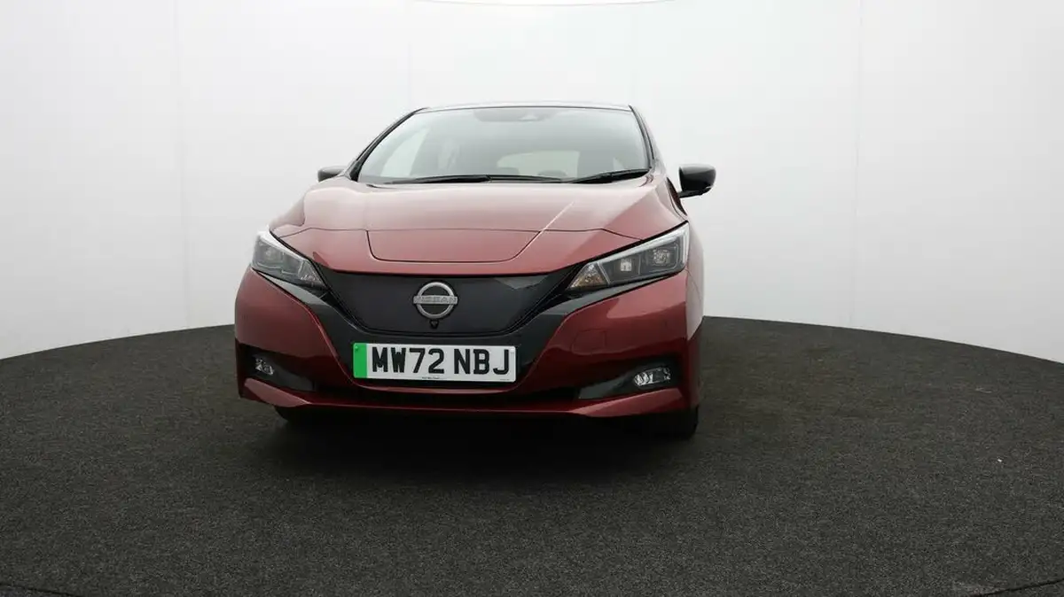 2023-nissan-leaf-e-tekna-39kwh-big-55