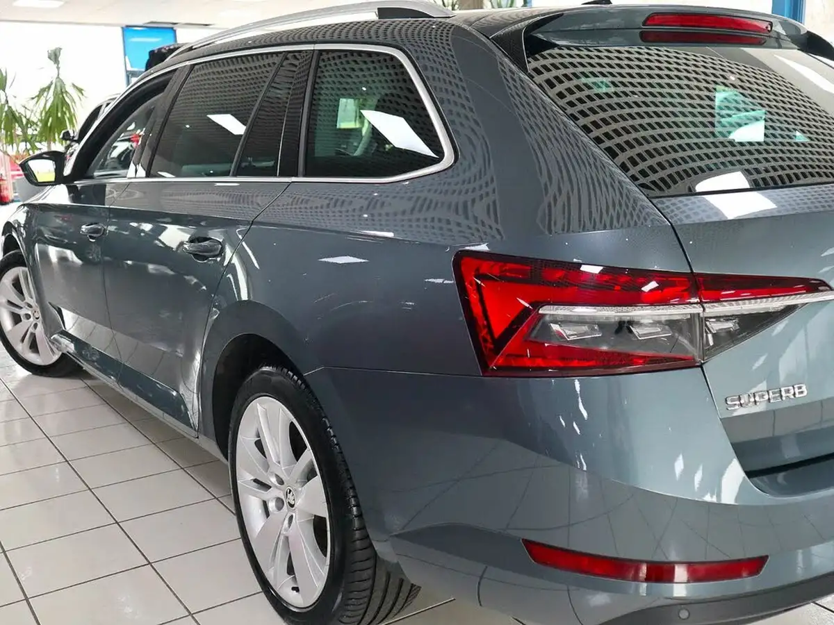 2020-skoda-superb-20tdi-se-l-150ps-estate-dsg-big-12