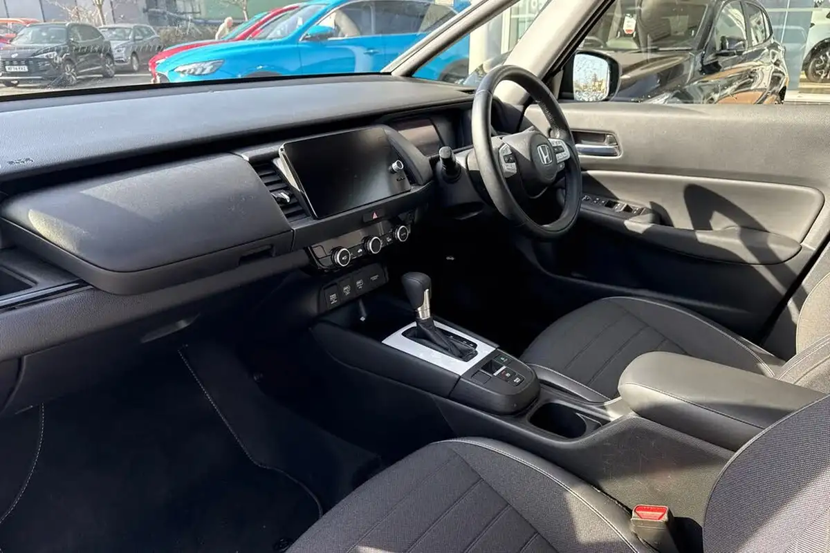 2023-honda-jazz-15-i-mmd-crosstar-advance-big-2