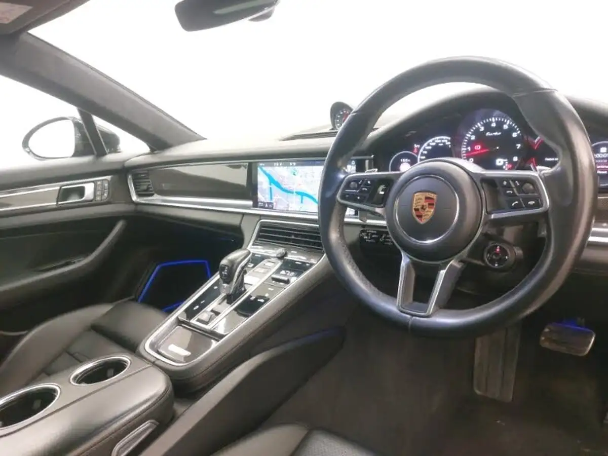 2017-porsche-panamera-40-v8-turbo-sport-turismo-big-18