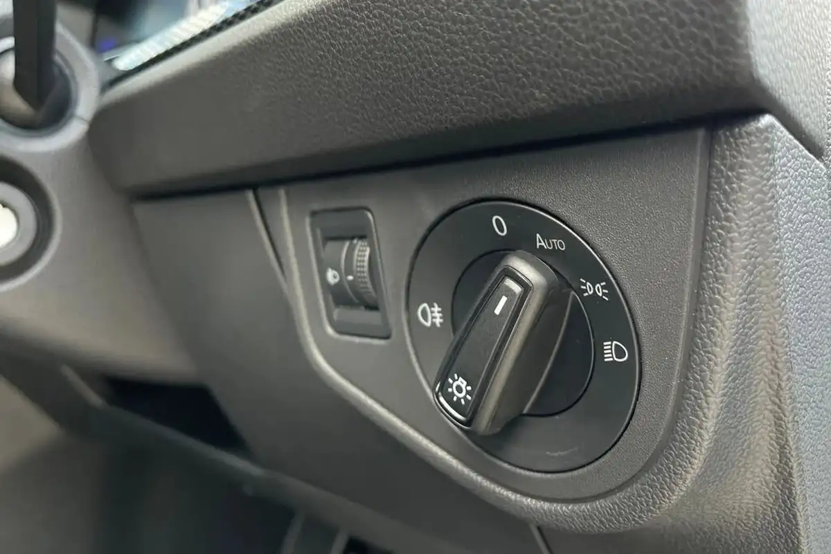 2024-volkswagen-polo-10-tsi-match-big-33