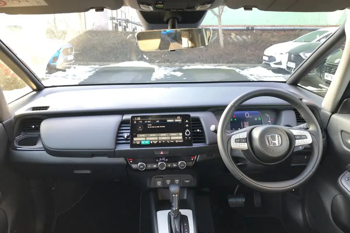 2024-honda-jazz-15-i-mmd-crosstar-advance-big-3