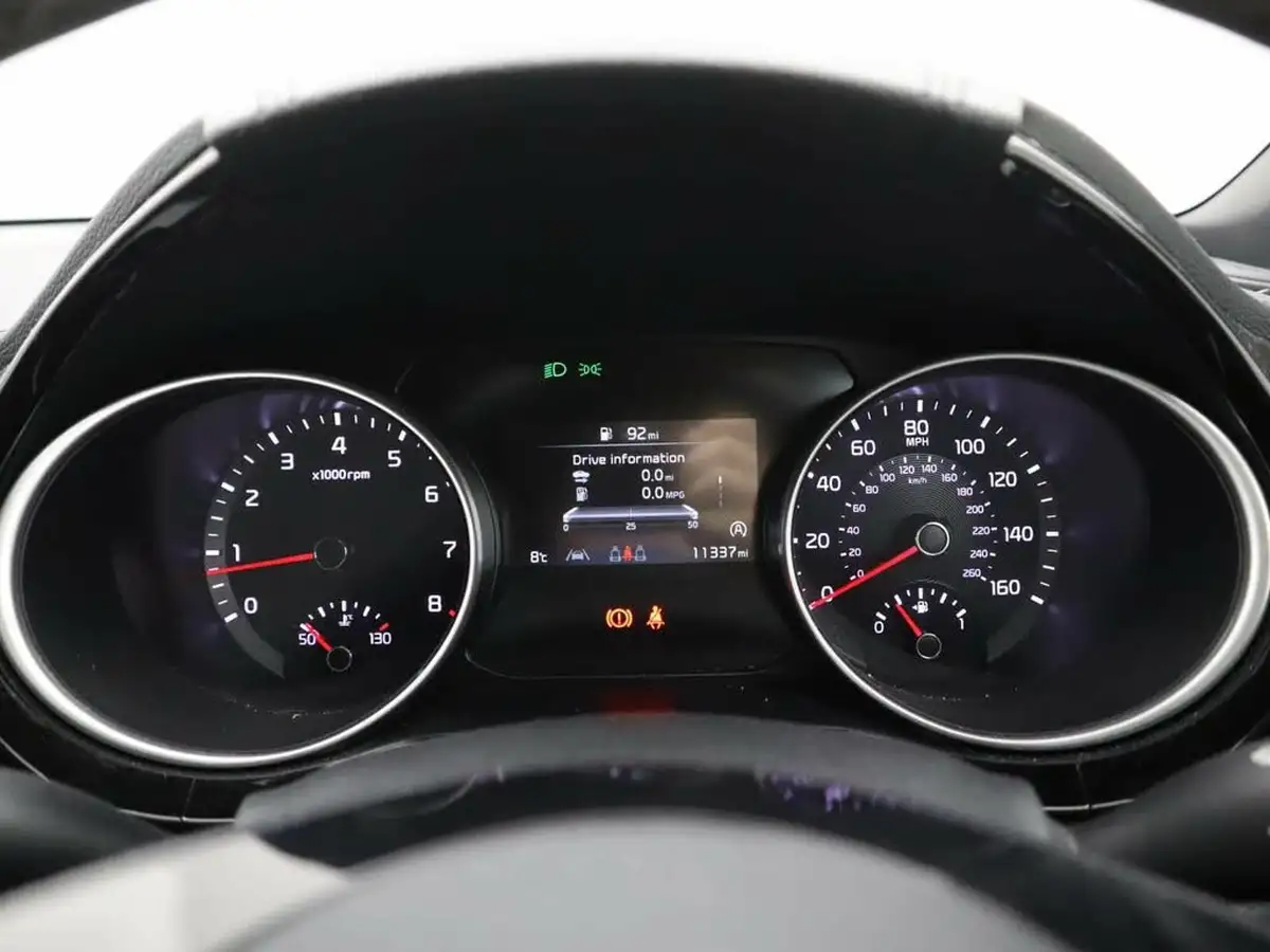 2022-kia-ceed-15-t-gdi-gt-line-big-18