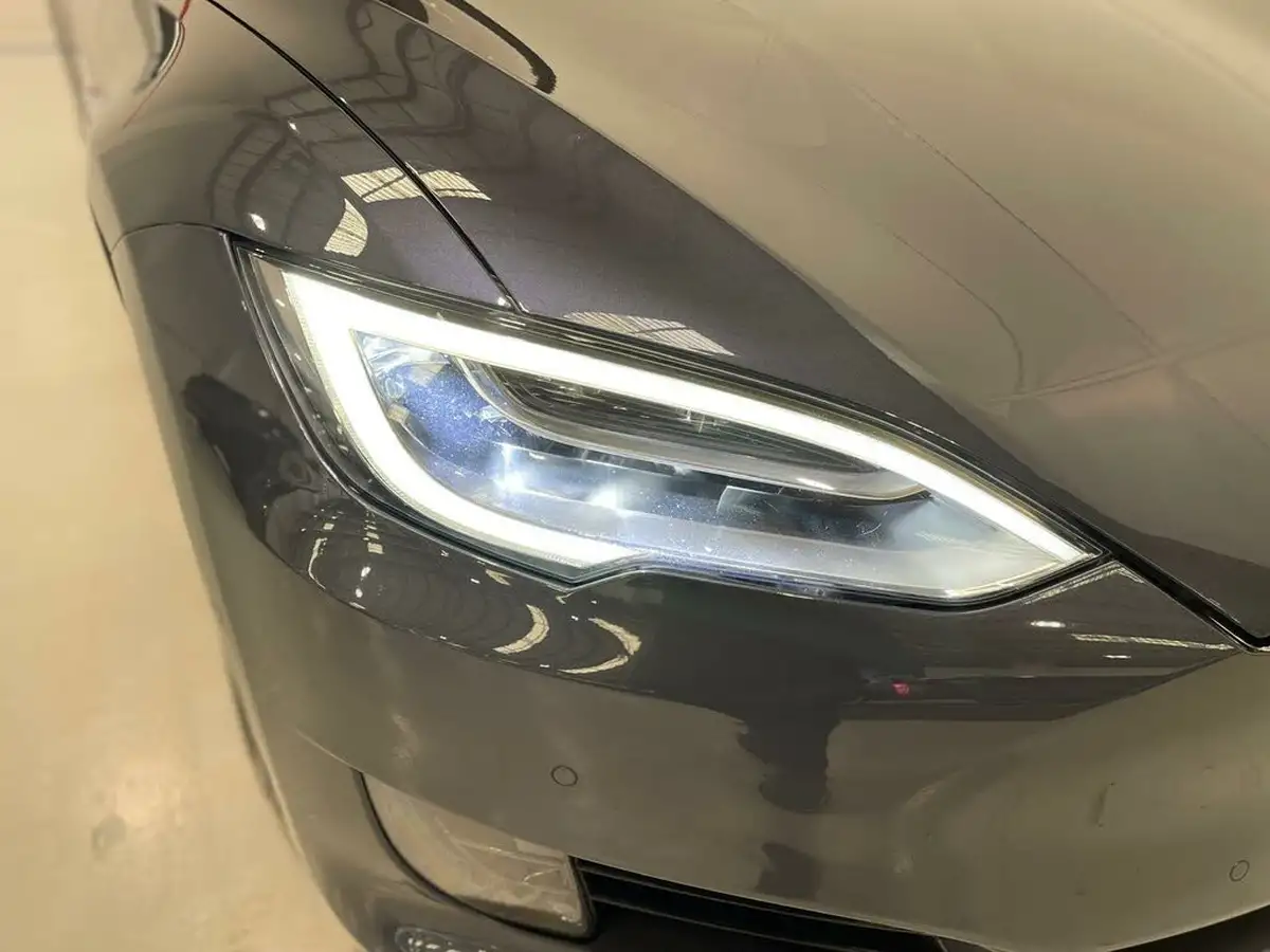 2017-tesla-model-s-e-75-235kw-big-15