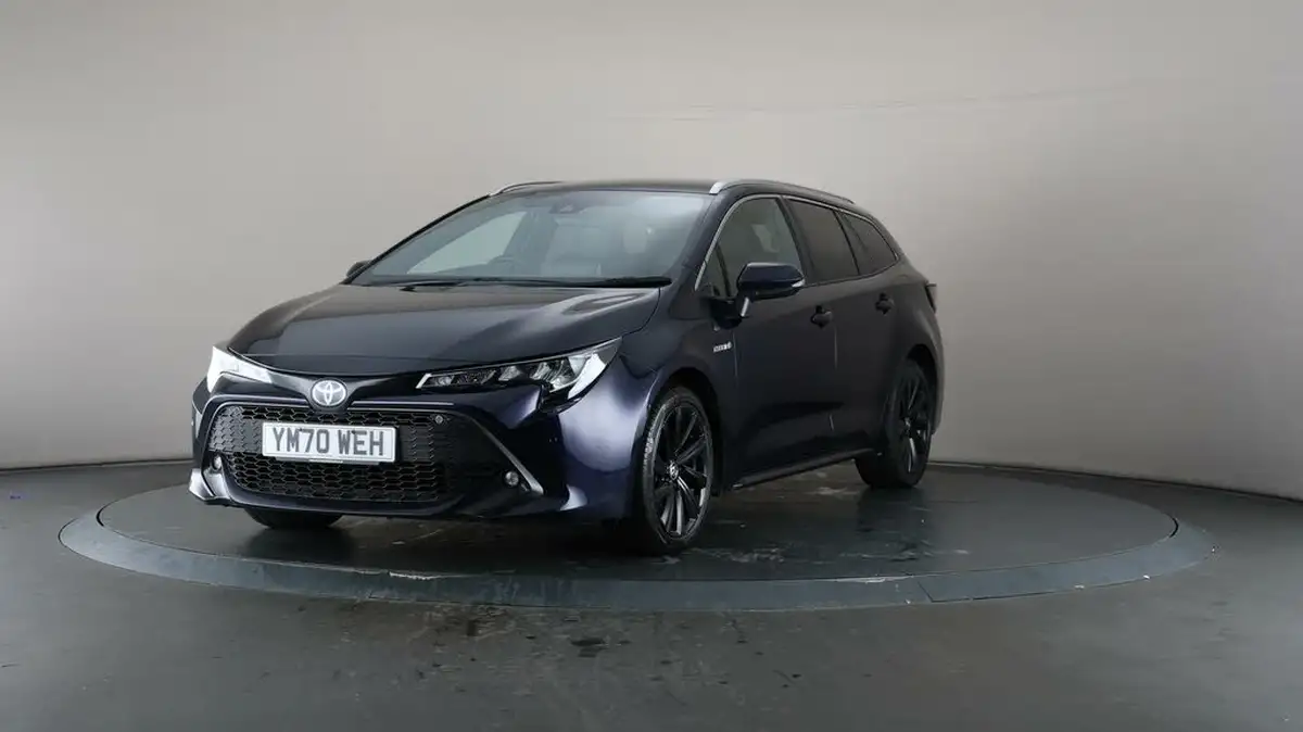 2021-toyota-corolla-18-vvt-i-design-trk-touring-sports-5d-big-44