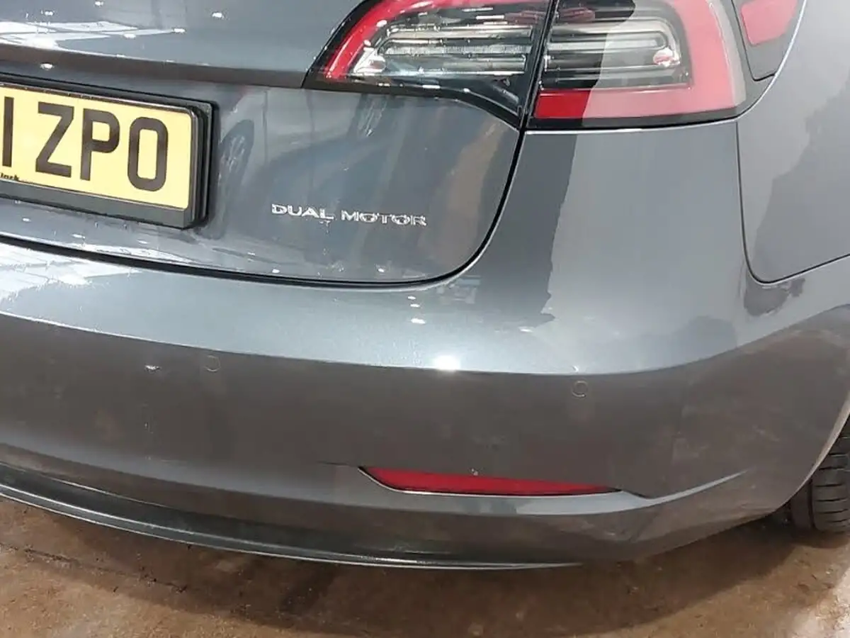 2021-tesla-model-3-e-long-range-awd-big-15