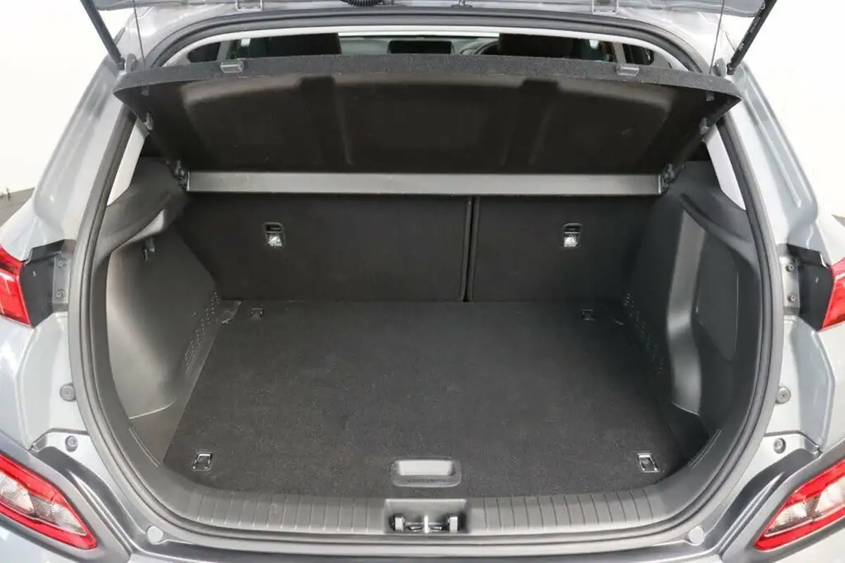 2020-hyundai-kona-e-premium-204ps-big-7