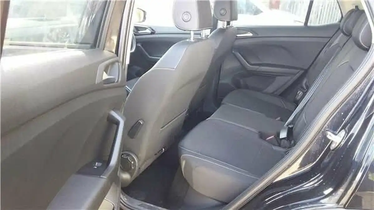 2023-volkswagen-t-cross-10-tsi-black-edition-110ps-big-20