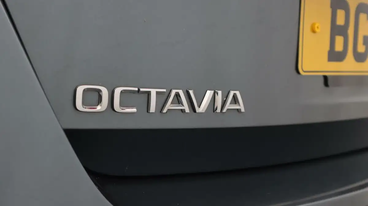 2021-skoda-octavia-10-tsi-se-first-edition-hatchback-big-21
