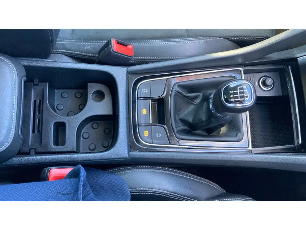 2021-skoda-karoq-15-tsi-se-l-big-23