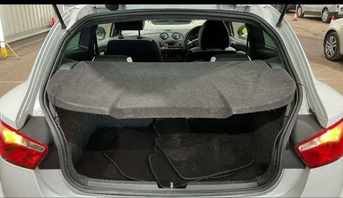 2013-seat-ibiza-14-cupra-big-9