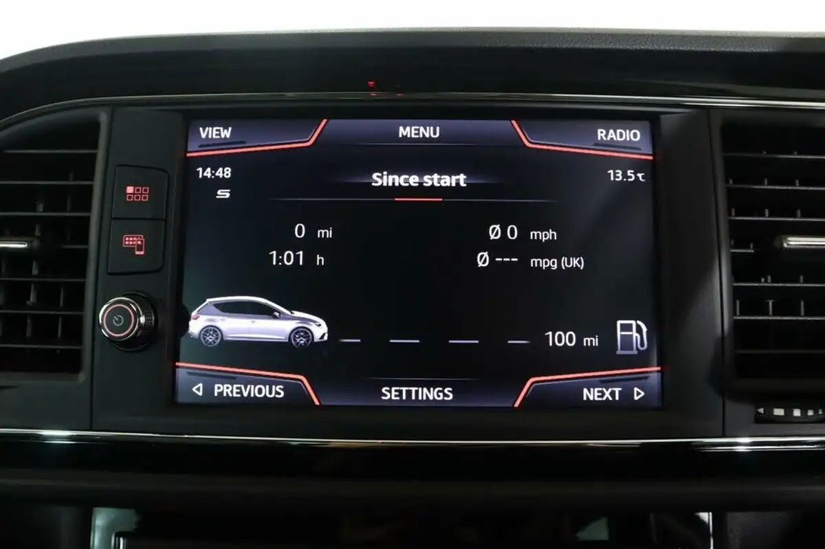 2019-seat-leon-20-tsi-fr-sport-hatchback-big-37
