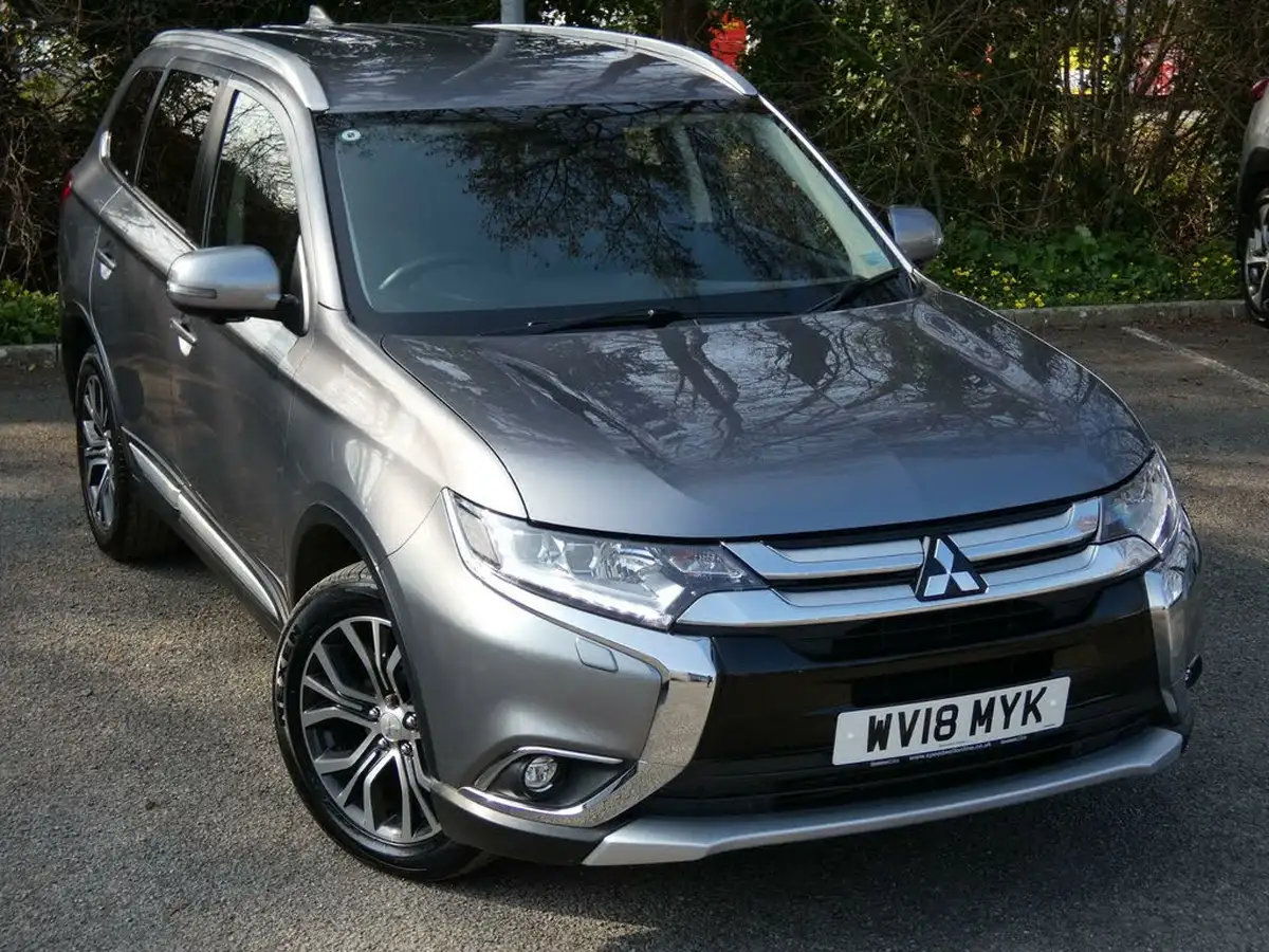 2018-mitsubishi-outlander-22di-d-4-leather-auto-big-7
