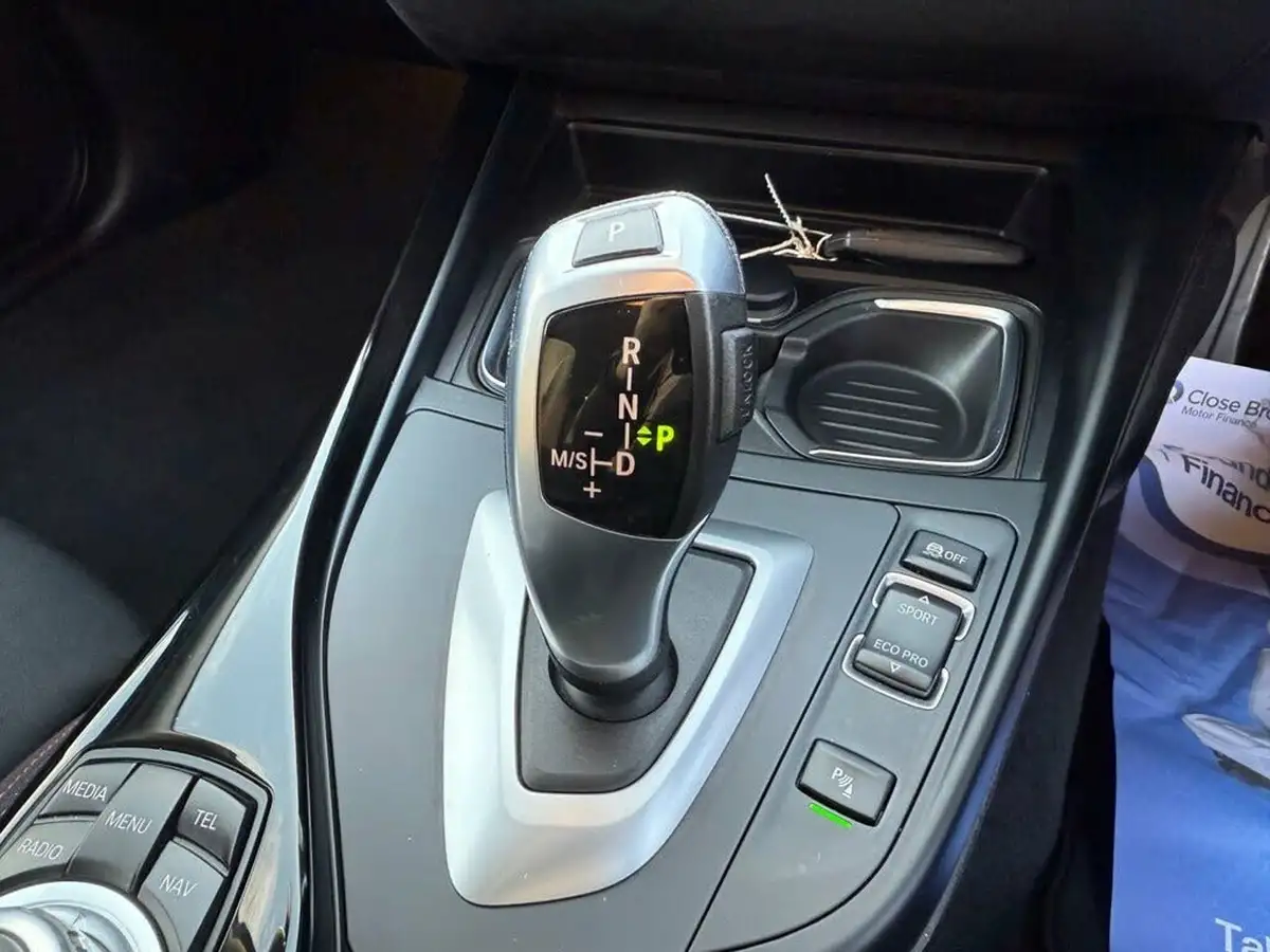 2015-bmw-1-series-15-118i-sport-5d-auto-big-39
