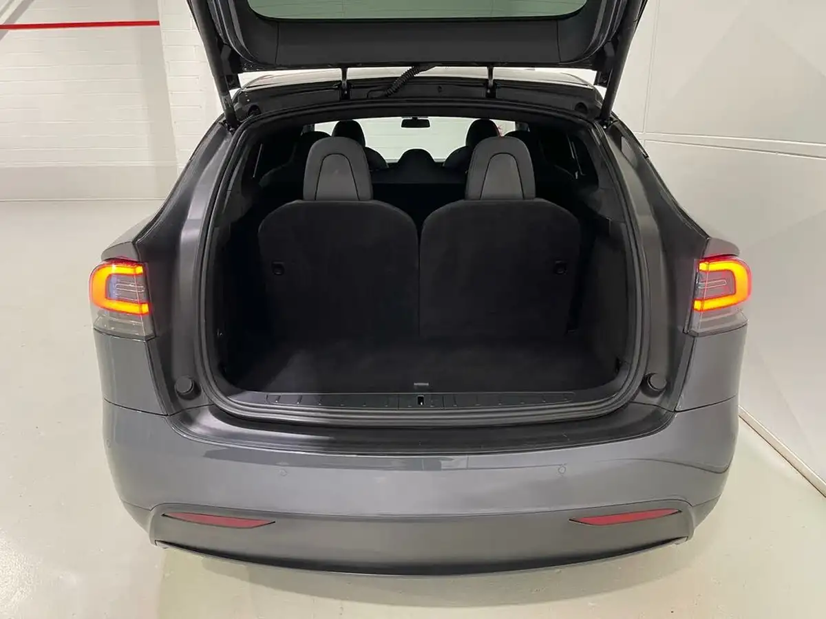 2020-tesla-model-x-e-long-range-big-27