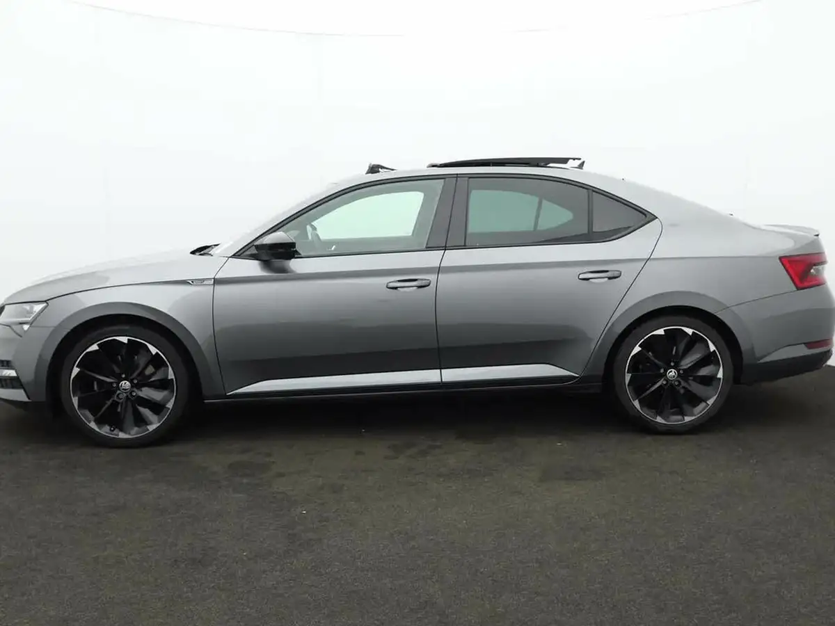 2023-skoda-superb-20-tsi-sportline-plus-190ps-hatchback-big-4